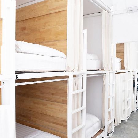 Hood Hostel Rangun Kültér fotó