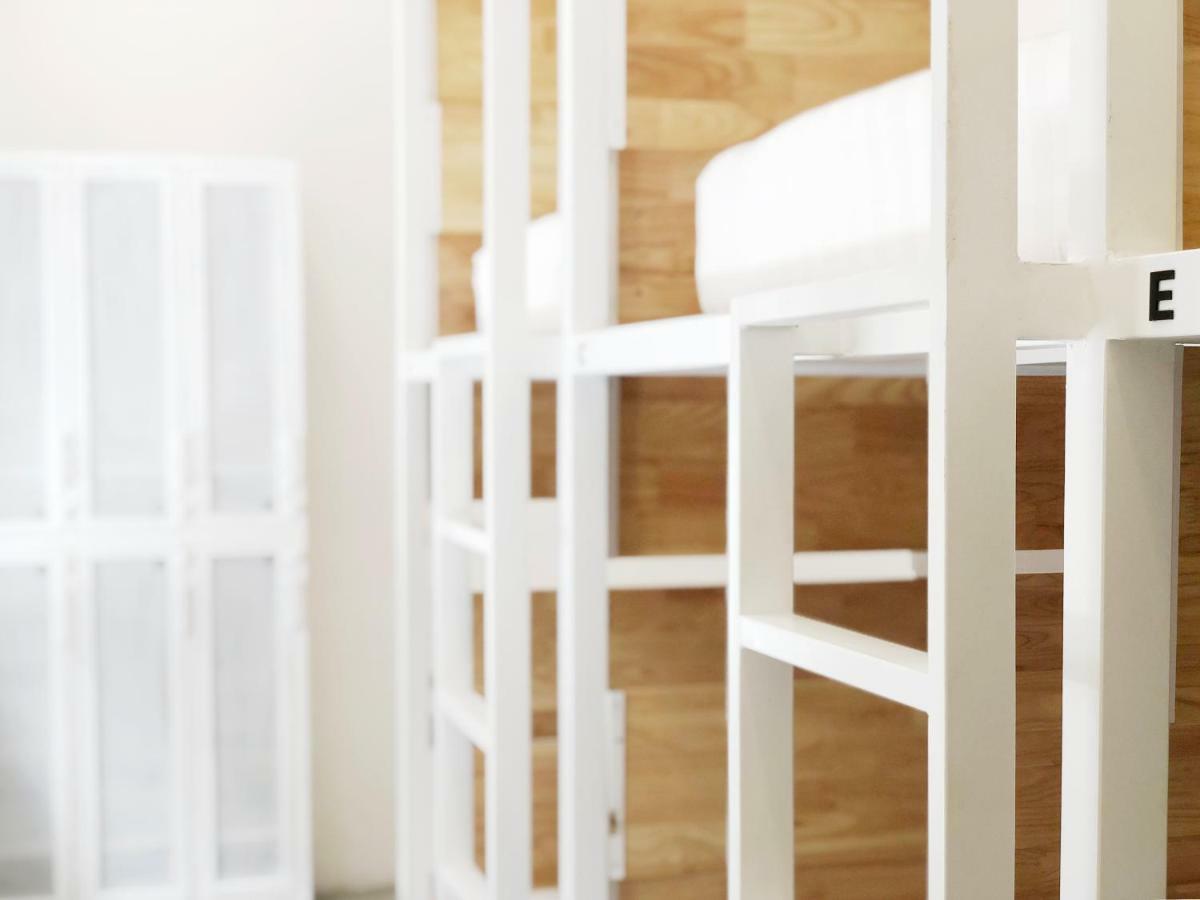 Hood Hostel Rangun Kültér fotó
