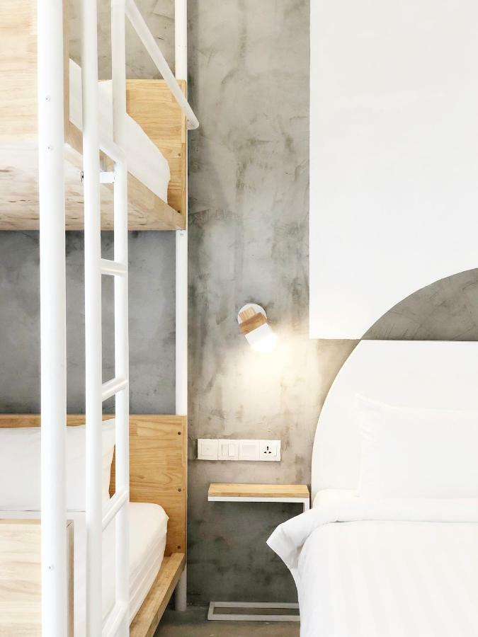 Hood Hostel Rangun Kültér fotó
