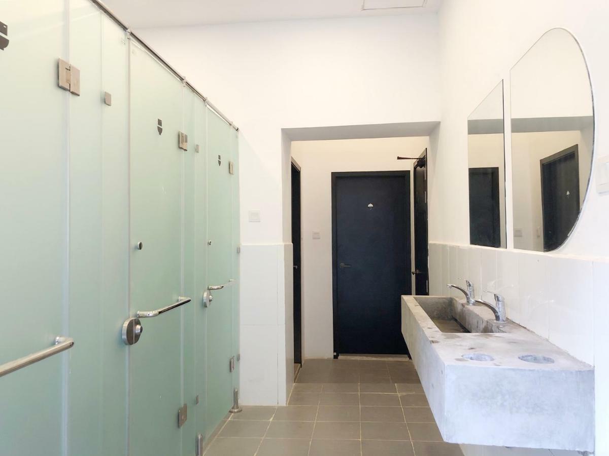Hood Hostel Rangun Kültér fotó